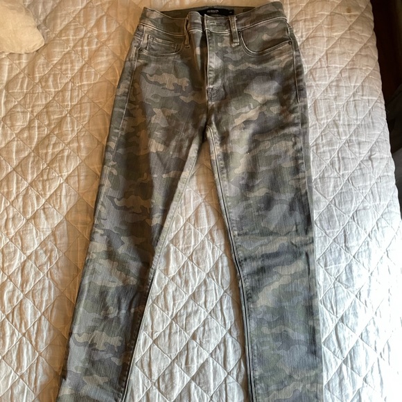 Hudson Camo Skinny Jeans - Picture 6 of 12